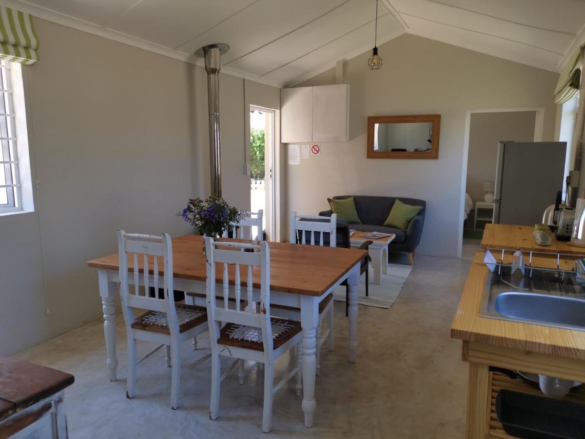 Moortop Cottages Елгин Екстериор снимка